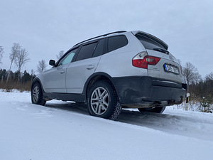 BMW X3 e83 M57 manuaal (7 foto / 11)
