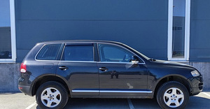 Volkswagen Touareg (5 foto / 9)