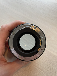 Canon EF 85mm 1.8 USM objektiiv (4 foto / 7)