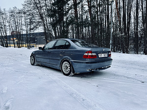 BMW E46 323 Turvapuuriga driftikas (6 foto / 11)