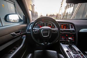 Audi A6 C6 3.0Tdi S-Line Facelift 176kw (6 foto / 10)