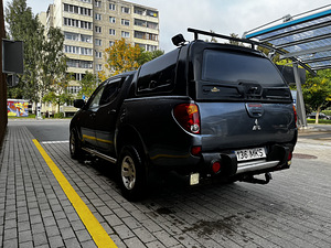 Mitsubishi l200 (3 foto / 6)