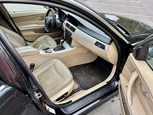 BMW 330xd. Двигатель работает хорошо, много мощности и нет утечек. Коробка перед... (7 фото из 9)
