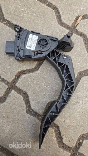 Müüa Audi A6C7 gaasipedaal (4H1 723 523)
