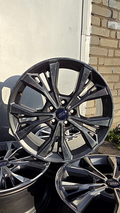 5x108 18" оригинальные диски Ford ST-Line – GS7J-AA (1 фото из 9)