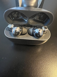 Наушники huawei (4 фото из 4)