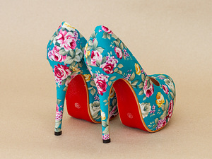 Новые туфли на каблуках с цветочным рисунком, 40