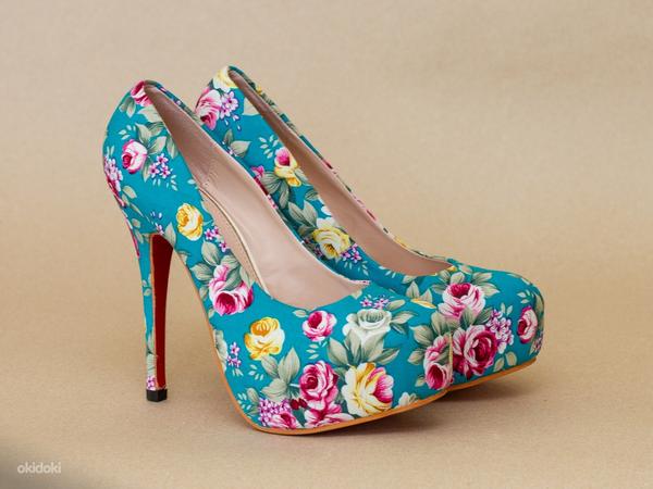Новые туфли на каблуках с цветочным рисунком, 40 (фото #3)