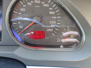Audi a6c6 130kw 2,4 2005a. (5 foto / 9)