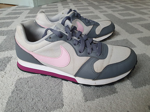 Nike MD Runner размер 38 (1 фото из 3)