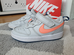 Laste Nike vabaaja jalanõud suurus 26 (2 foto / 3)