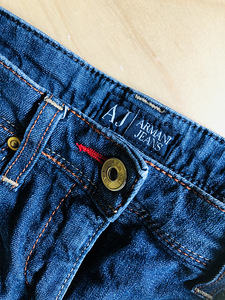 Seelik Armani ! 8€! (3 foto / 6)