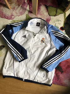 Adidas RealMadrid ! 15€! (1 foto / 5)