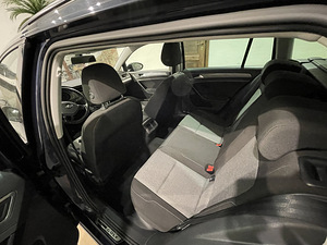 Volkswagen Golf (6 foto / 11)