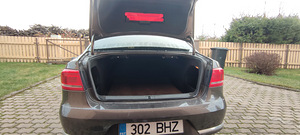 VW Passat 2.0 103kw Bluemotion (8 foto / 8)