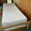 Кровать односпальная 90x200 и два матраса (фото #2)