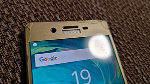 Sony Xperia X F5121 (3 foto / 4)