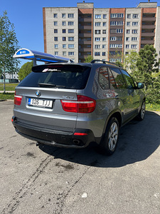 BMW E70 210kw (1 фото из 11)