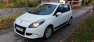 Renault Scenic 1.5 dci (1 foto / 8)