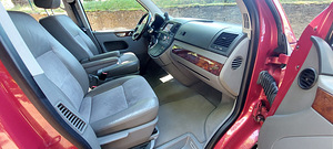 VW Multivan Highline 2,5 TDI 128KW (7 foto / 9)
