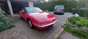 Buick Reatta (8 фото из 10)