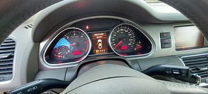 Audi Q7 3.0TDI (12 foto / 12)