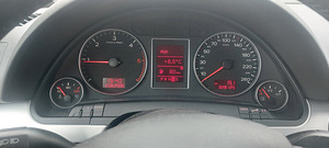Audi A4 Avant 2.0 TDI (7 foto / 7)