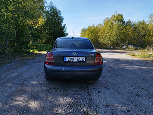 Skoda superb (3 foto / 8)