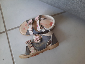 Cup cake couture sandaalid s 20, stp 13 cm (2 foto / 2)