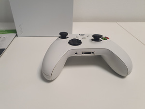 Xbox S 512GB SSD (8 foto / 10)