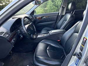 Mercedes-Benz E 220 2.1 110kW (6 foto / 8)