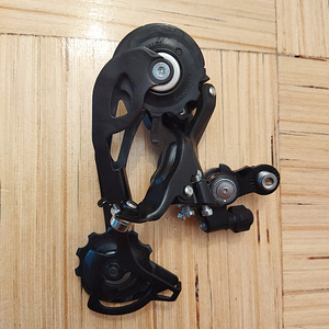 Shimano Alivio Rear Derailleur - 9-speed (3 foto / 7)