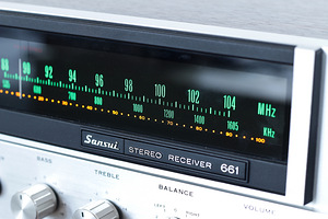 Sansui 661 ressiiver (1971-76, 2x27W, 10 kg) (4 foto / 10)