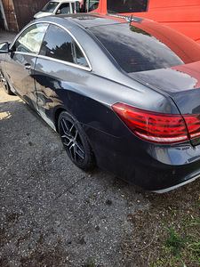 Mercedes Benz E 250 Coupe AMG (6 foto / 10)