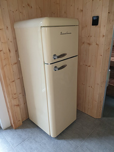 Продается холодильник Schaub Lorenz (1 фото из 5)