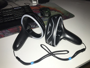 HTC Vive cosmos (4 фото из 5)