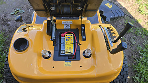 Murutraktor CUB CADET LT1 (5 foto / 9)