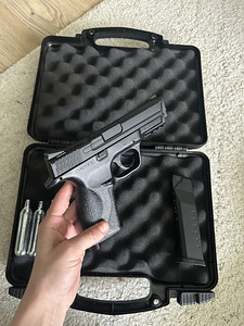 Airsofti püstol (1 foto / 8)