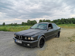 BMW 730i M57d30 ДИЗЕЛЬ (2 фото из 10)