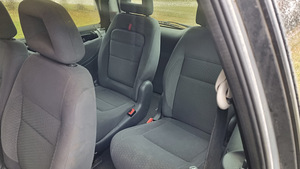 Продается vw sharan 1.9tdi.96kw.2003a. (9 фото из 11)