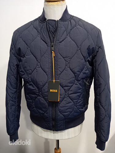 Hugo Boss куртка