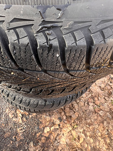 Резина Goodyear 205/60/16 (3 фото из 4)