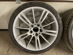 M: 5x120 BMW STYLE 193 18” valuveljed suverehvidega (4 foto / 8)