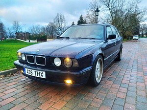 BMW 525 TDS (1 foto / 10)