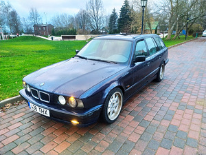 BMW 525 TDS (9 foto / 10)