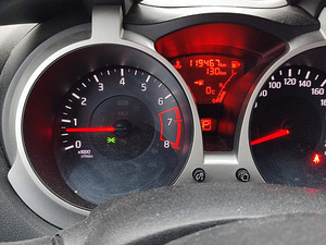 Nissan Juke (6 фото из 10)