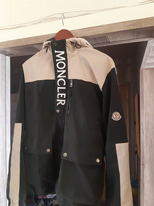 Meeste tuulekas MONCLER suurus M (3 foto / 4)