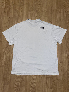 Футболка North Face (2 фото из 3)