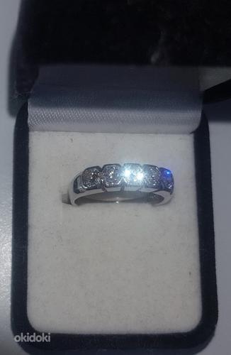 Платиновое кольцо с 5 бриллиантами (фото #2)