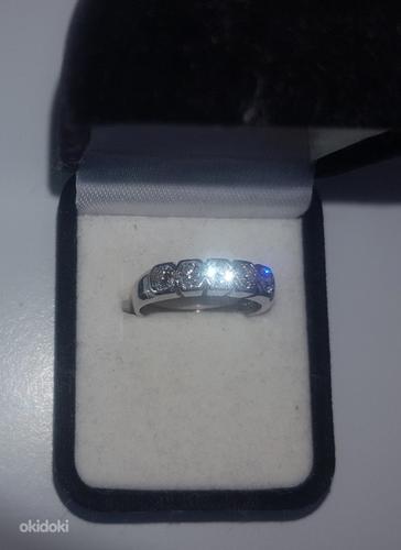 Платиновое кольцо с 5 бриллиантами (фото #3)